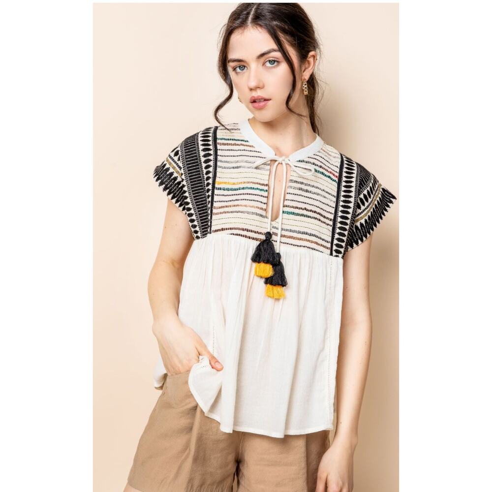 Tribal Jeans Boho Embroidered Top with Tassels NWOT Size M